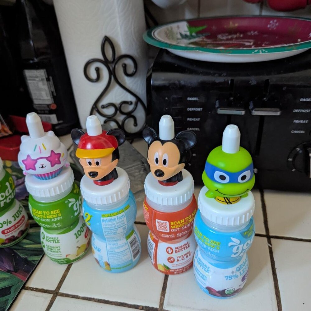 21 Good 2 Grow Juice Toppers & Bottles Various Characters plus 2 snackers - Picture 7 of 7